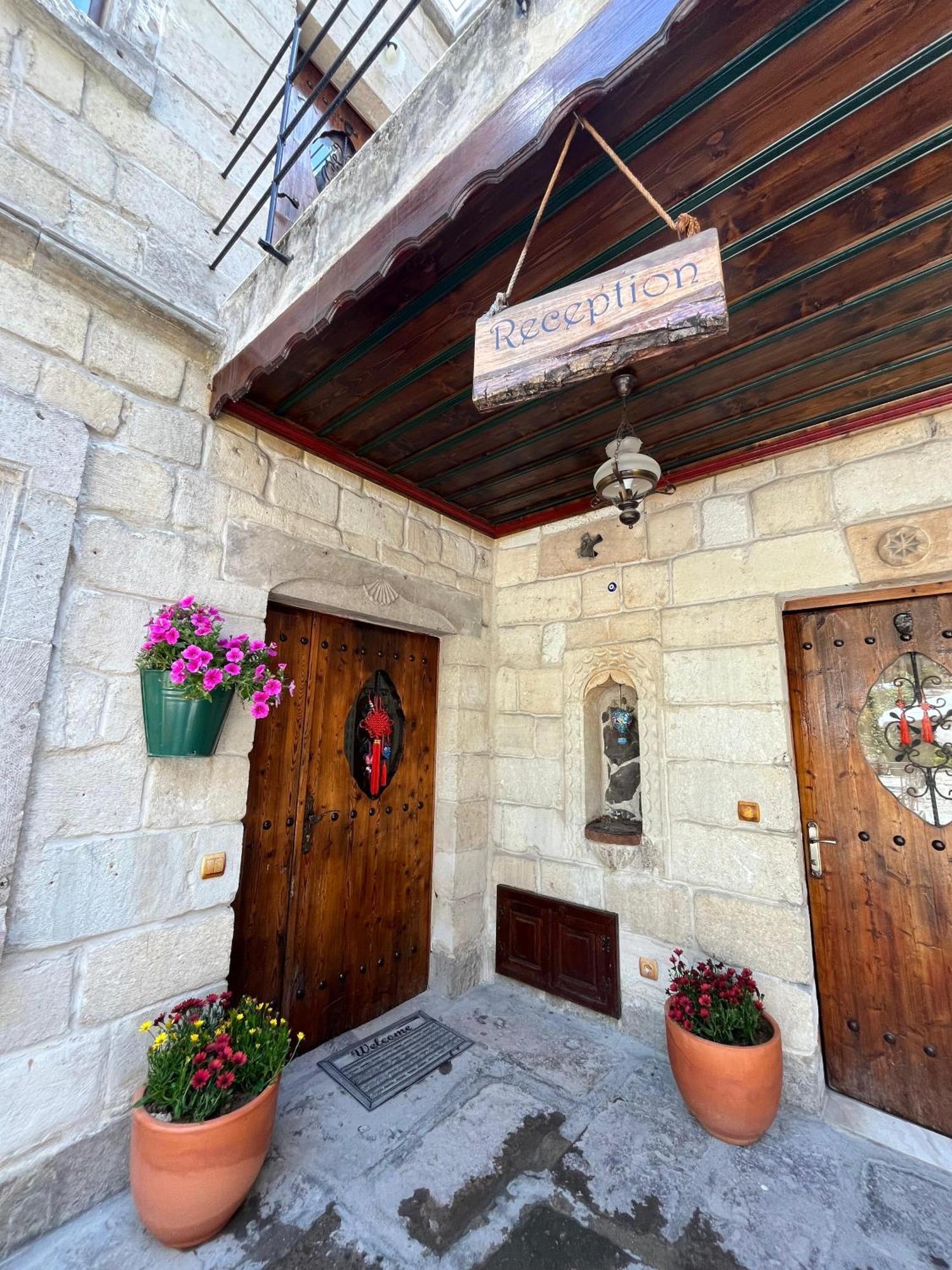 Century Cave Hotel Гореме Экстерьер фото