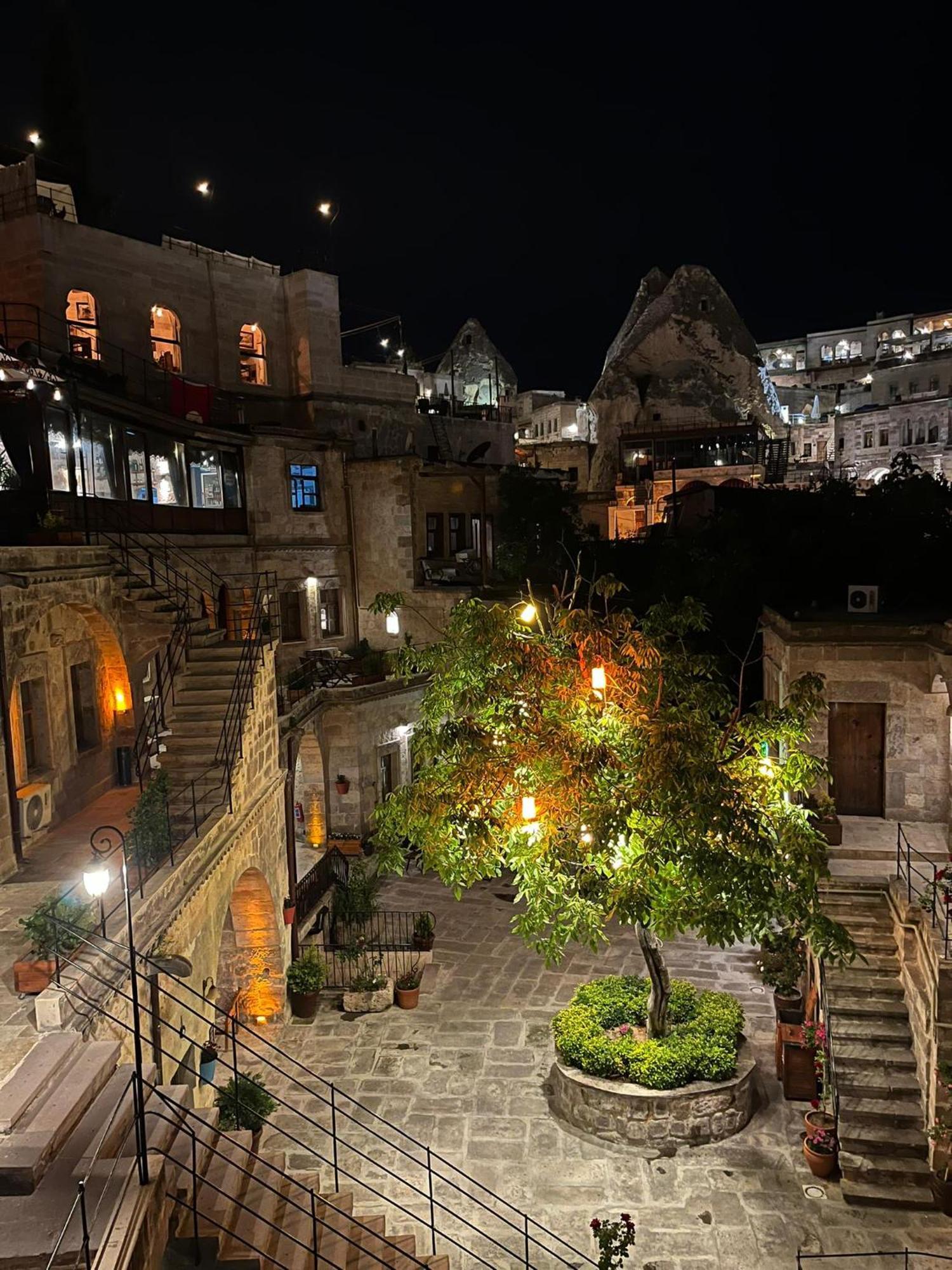 Century Cave Hotel Гореме Экстерьер фото