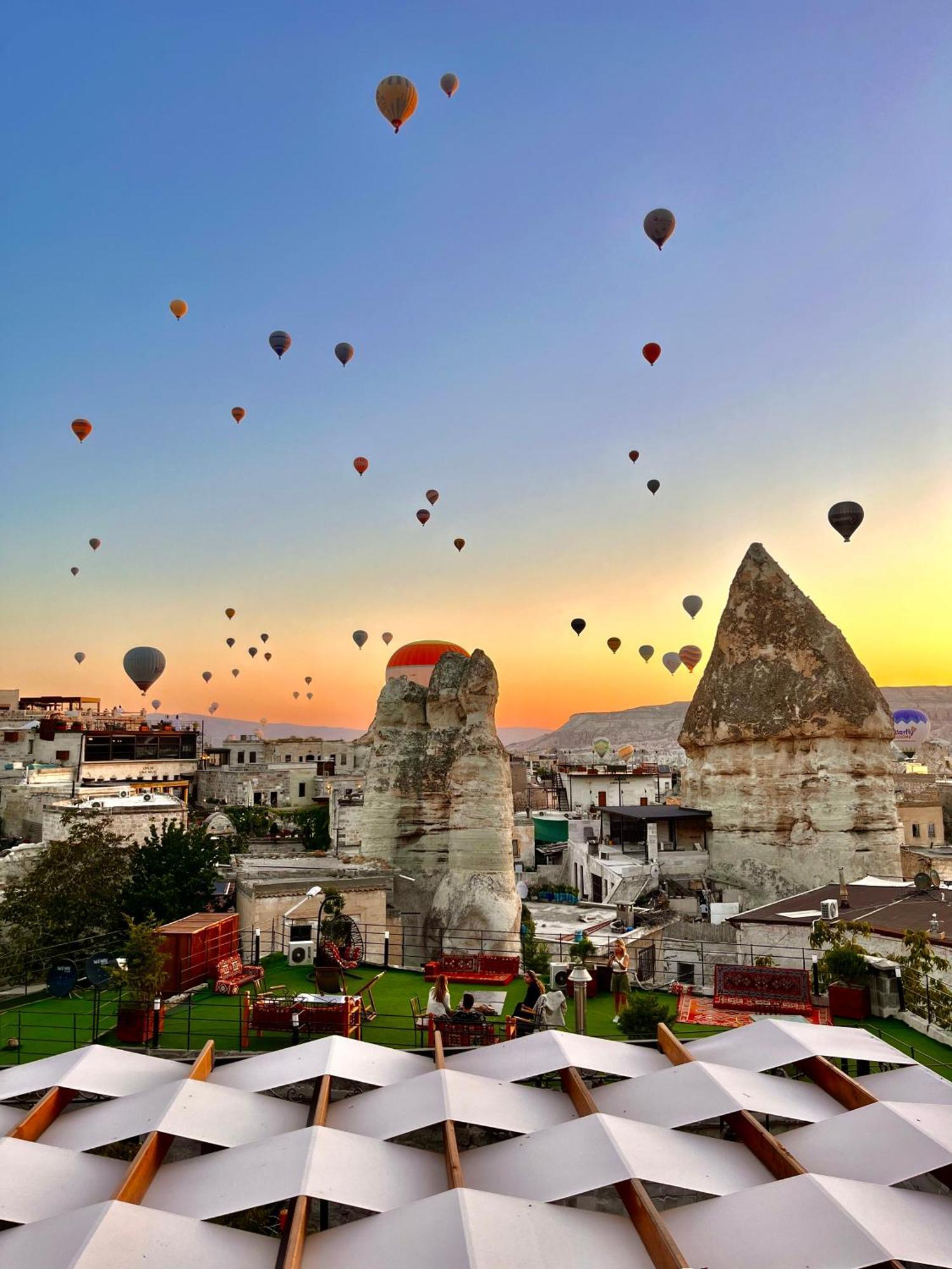 Century Cave Hotel Гореме Экстерьер фото