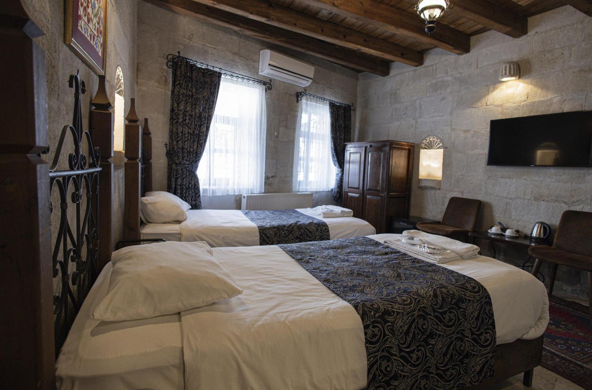 Century Cave Hotel Гореме Экстерьер фото