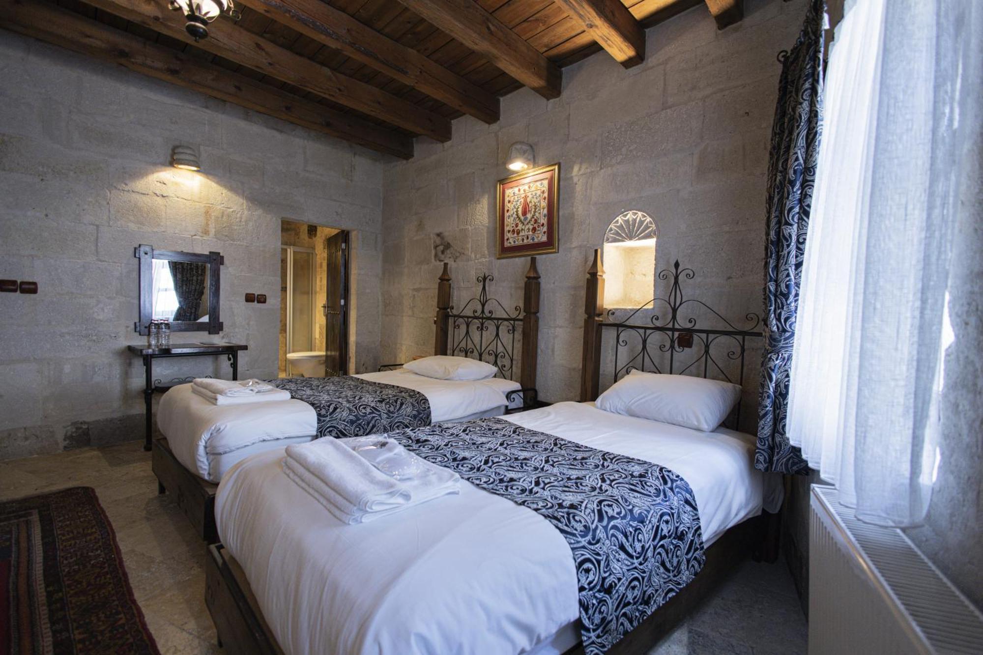 Century Cave Hotel Гореме Экстерьер фото