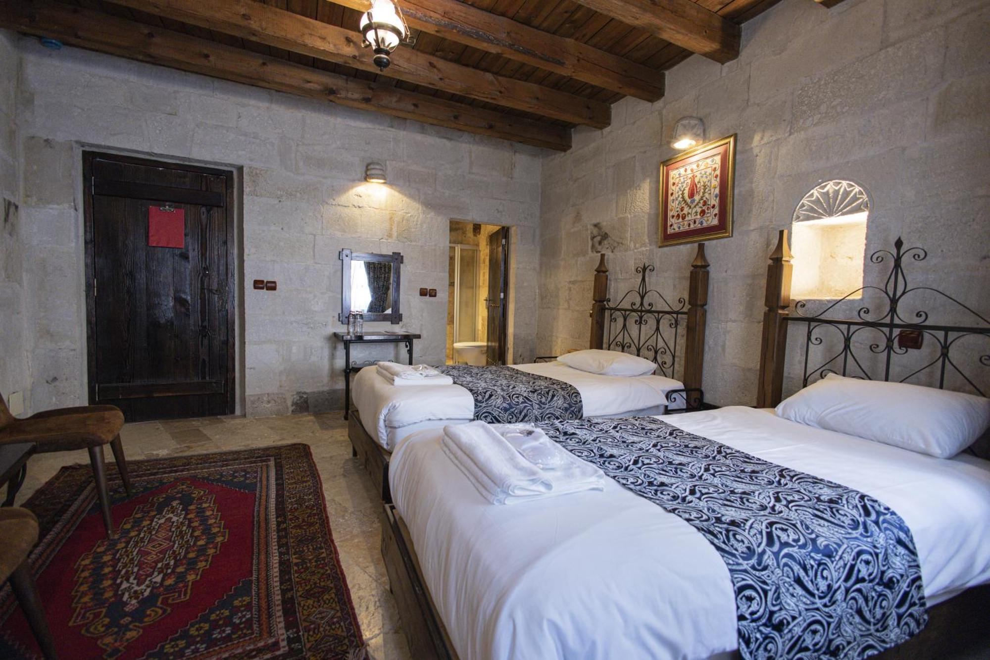 Century Cave Hotel Гореме Экстерьер фото