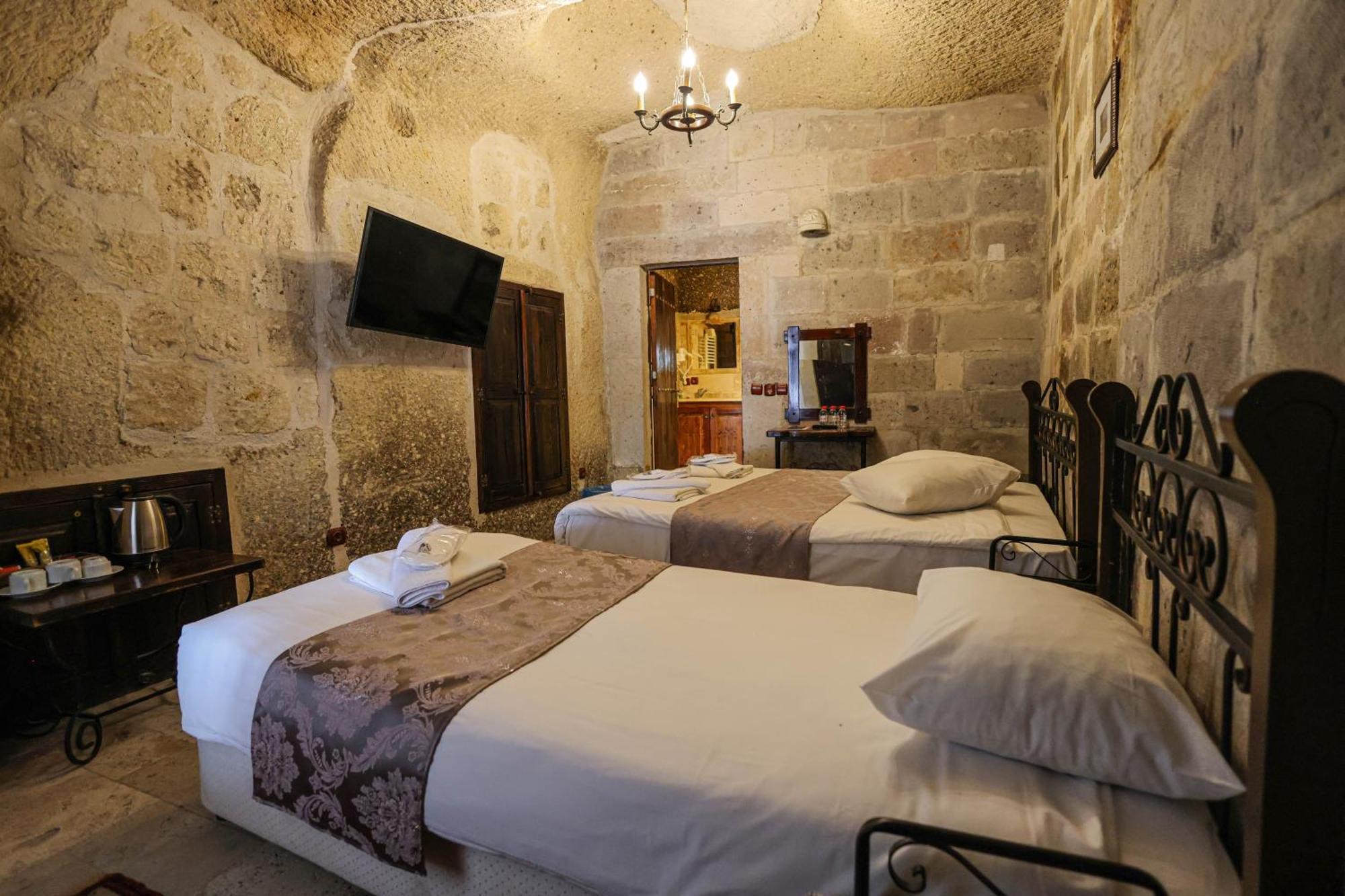 Century Cave Hotel Гореме Экстерьер фото